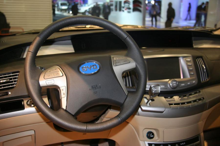  BYD E6 2009 года  (фото 53 из 60)